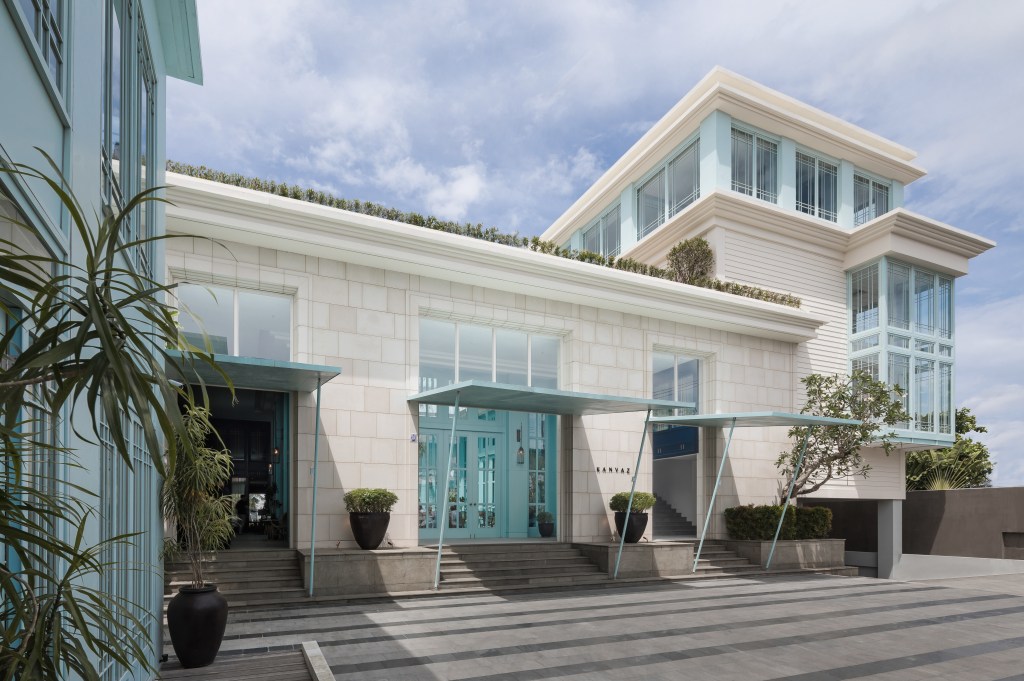 Kanvaz Village adalah resort lifestyle di Seminyak untuk pelancong perkotaan